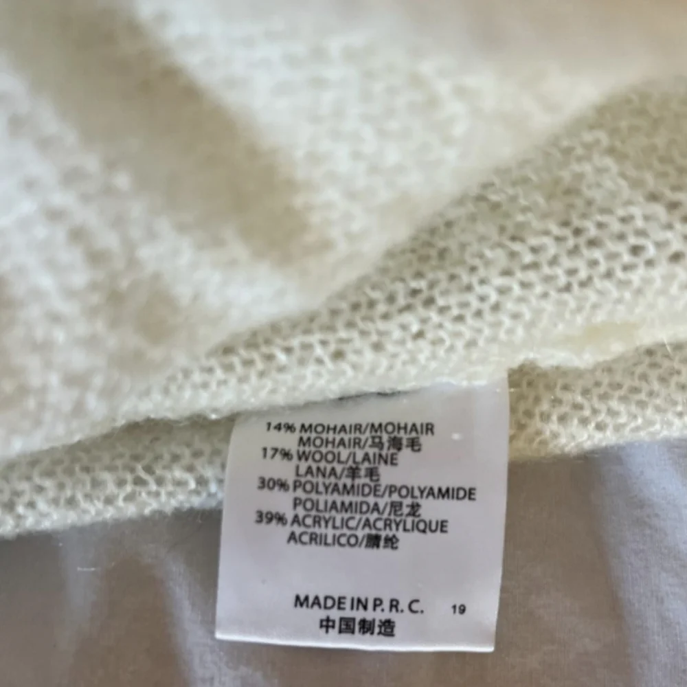 Brandy Melville Andi Mohair Wool Blend Knit V-neck Sweater White Long Sleeve- OS
